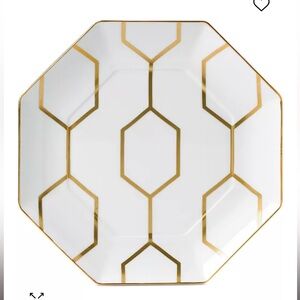 NWT Wedgwood Gio Gold Octagonal accent plate
Original pattern name  “arris”